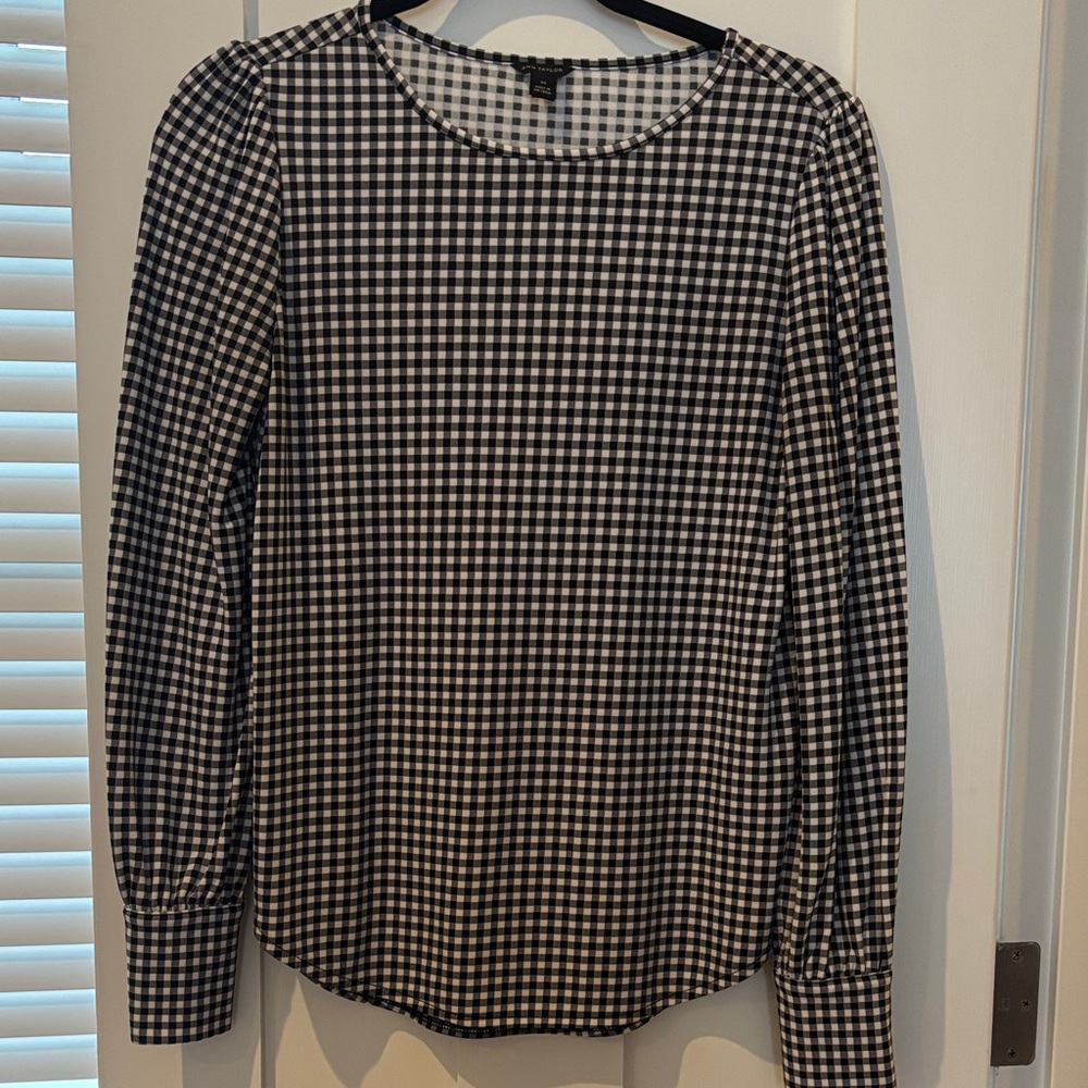 Ann Taylor Black and White Gingham Long-Sleeve Blouse